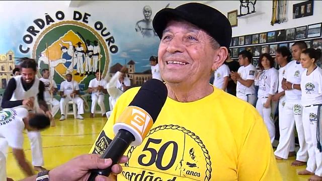 Cordão de Ouro: 50 anos de capoeira смотреть онлайн