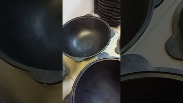 Казан чугунный 12 литров узбекский высшего сорта отборный?#казан#чугунныйказан#узбекскийказан#чугун смотреть онлайн