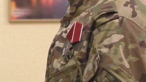 Государственные награды получили бойцы, отличившиеся в боях за Марьинку