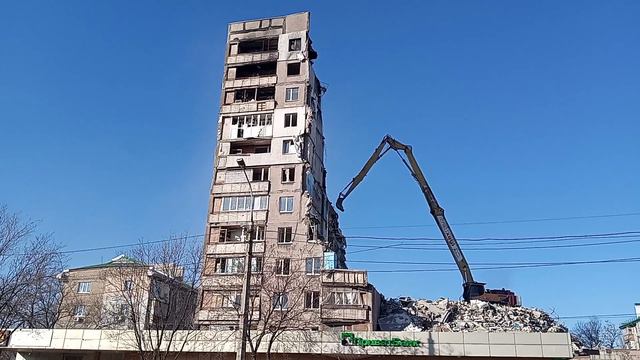Мариуполь.Снос самой высокой многоэтажки. смотреть онлайн