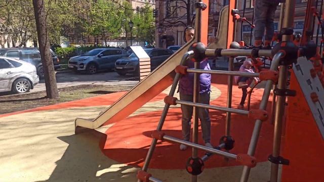 В Петербурге цветёт сакура ? #Саддружбы и сакура в Питере ? смотреть онлайн