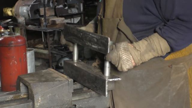 Самодельный профилегиб (трубогиб, гибка профильной трубы) / Metal bender смотреть онлайн