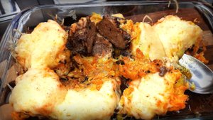 Говяжья печень, запеченная под овощами и сыром / Вкусная печень для всей семьи!