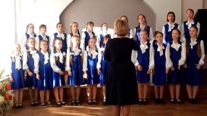 "Уж как по мосту мосточку"