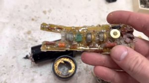 Реле времени УВПМ1, неплохое содержание драгметалла