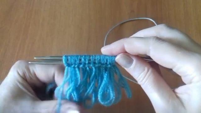 Наборный край бахромой, спицами // Fringe knitting needles. смотреть онлайн