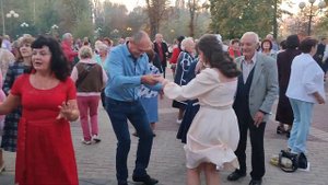 Танцы в парке Победы 17.09.23.