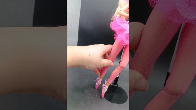 ? Барби Кружащаяся Балерина, 1995 год. Twirling Ballerina Barbie смотреть онлайн