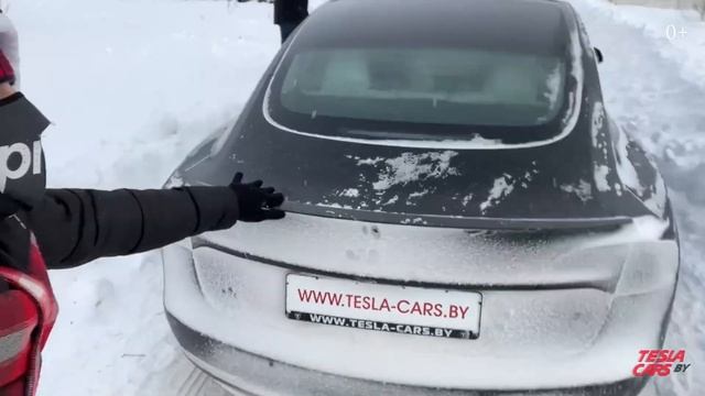Безумная гонка в мороз на Tesla Model 3 Performance