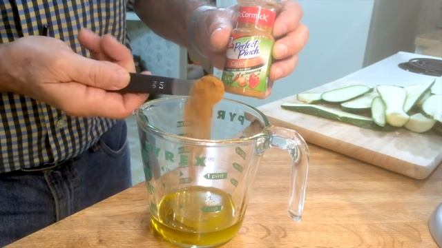 Fishing in the Rain with Bayou Fillets on the Brain смотреть онлайн