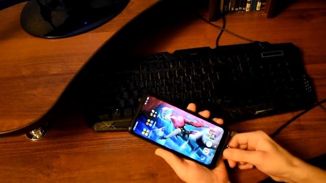 Как Подключить Клавиатуру и Мышь к Андроид-Смартфону! (Играем в мобильные игры с клавой и мышкой)