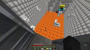 ПОД КРОВАТЬЮ НУБА И ПРО ЖИВЕТ МОНСТР! МАЙНКРАФТ НУБ И ПРО ТРОЛЛИНГ ВИДЕО MINECRAFT