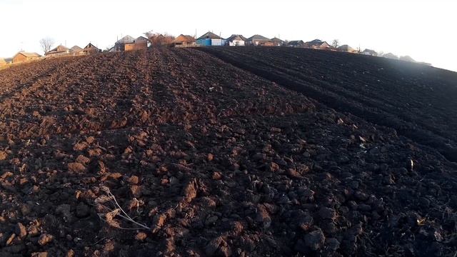 Коробочкино. Вспаханное поле. смотреть онлайн