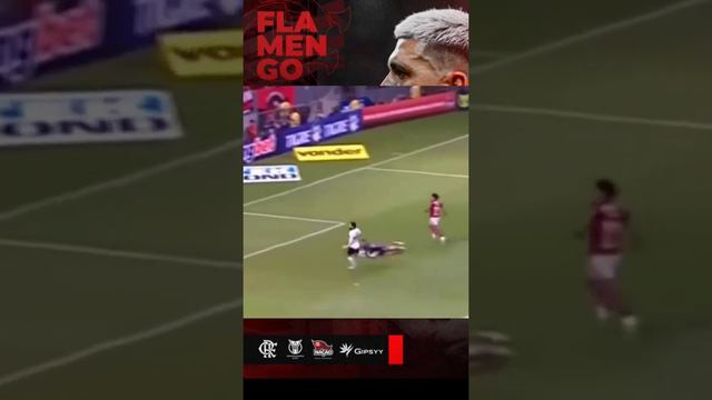 Arrascaeta Ignora Vitinho No Jogo Flamengo X Coritiba - após Errar um Gol Cara a cara com Goleiro