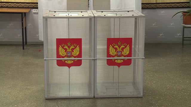 Началось голосование на выборах мэра Якутска смотреть онлайн