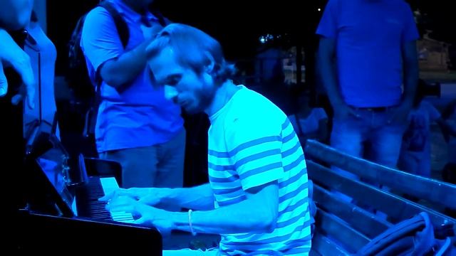 "Крылатые качели" (хор) смотреть онлайн