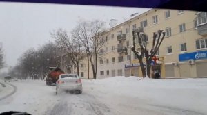 Заметает. Миша в "рабстве". Детский дом. Егорка модельер.