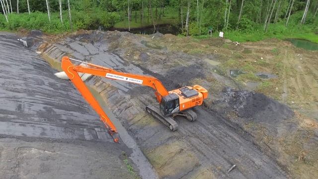 Drone video Hitachi Zaxis 330LC-5G Long reach planning slopes