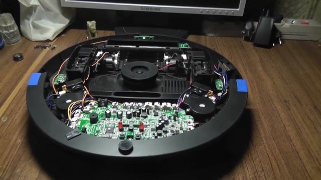 Ремонт робота-пылесоса Philips FC8774(типовая проблема) смотреть онлайн