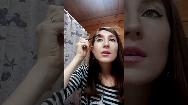 Правильно оформляем бровки смотреть онлайн