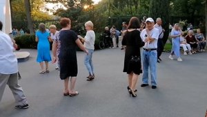 И там где я всегда есть ты Танцы в парке Горького Харьков Август 2021