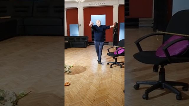 Кама Гинкас и артисты МТЮЗа после 100-го спектакля "Кто боится Вирджинии Вулф?" Видео И. Драникова. смотреть онлайн