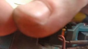 Замена щёток на УШМ и лайфхак