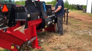 Japa 385 PRO firewood processor making firewood