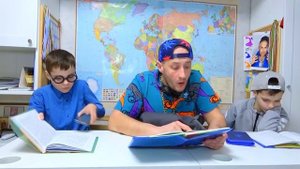 24 часа  ПРАНКУЕМ УЧИЛКУ! Держись МАРЬИВАННА!/24 hours WE PRANK THE TEACHER! Hold on MARIVANNA!