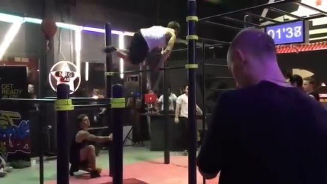 Владимир Тюханов VS Антон Плеханов (Батлы по динамике) - 1 раунд смотреть онлайн