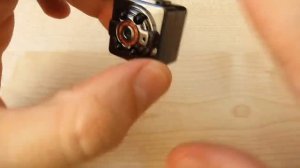 Шпионская мини камера SQ8 Снимал ночью и чуть не умер от страха! Детям не смотреть!