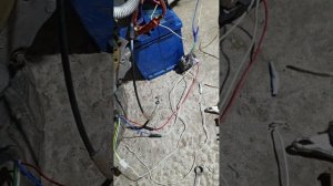 Двигатель 157Qmb.есть искра бежит бензин в камеру сгорания но не заводится причина решена.