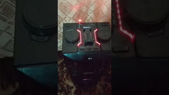 Музыкальная колонка LG RMS 500w смотреть онлайн