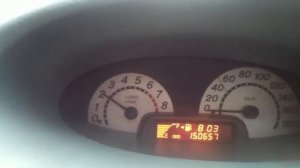 замена приборки на Vitz от RS.MOV