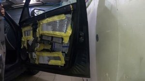 НА ПРИОРЕ ЗАМЕРЗАЮТ ЗАМКИ ДВЕРЕЙ, ЧЕМ СМАЗАТЬ НАДОЛГО.