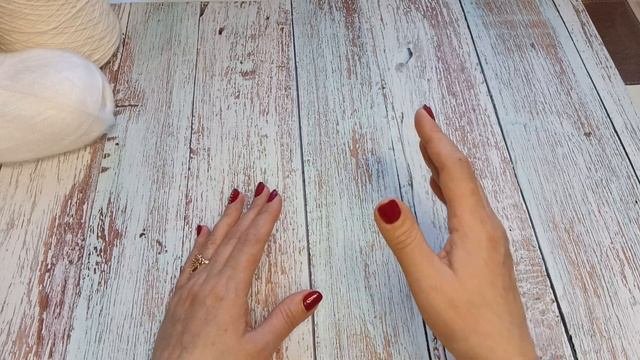 Жилеты мужские.Шапка женская.Пряжа.