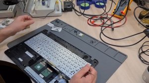ASUS X541UA не включается. Замена впаянной клавиатуры.