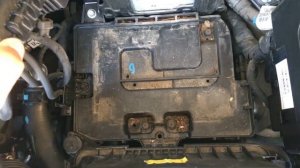 How to Replace Battery on Hyundai Elantra 2011 2012 2013 2014 2015 2016