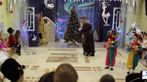 Баба-яга и избушка на курьих ножках