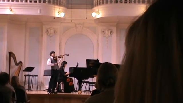 Б.Бриттен. "Вальс из сюиты для скрипки и фортепиано" op.6 Krishchyan Aram смотреть онлайн