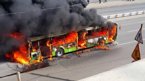 Москва. Сгорел автобус (29.04.2016 г.)