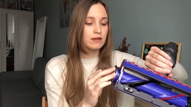 DYSON V8 ABSOLUTE ОБЗОР. Первый опыт, как выбрать пылесос смотреть онлайн