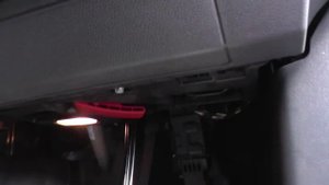 Mercedes GLA OBD2 Diagnostic Port Location Guide