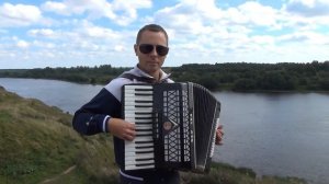 Ой при лужку при лужке