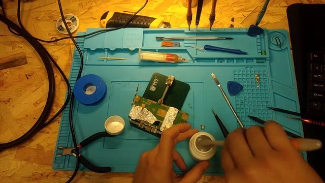 Lenovo A3500-H. Не включается. Разбор. Замена разъема USB. смотреть онлайн