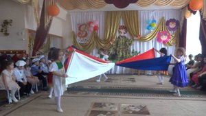 Танец "Россия" детский сад "Голосок" с. Первомайское КЧР