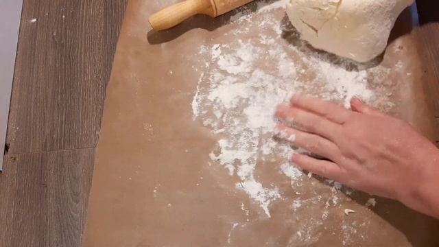 Рогалики на творожном тесте. Простая домашняя выпечка