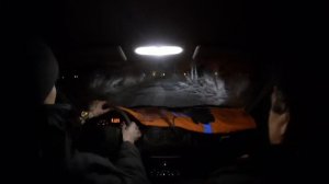 экипаж LADA Largus по бездорожью ночью спешит на помощь