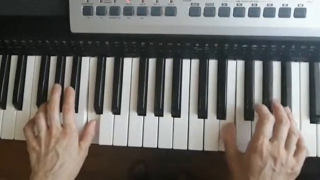 Маленькой ёлочке. 1 класс. #фортепианоонлайн