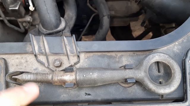 Где буксировочный крюк? смотреть онлайн